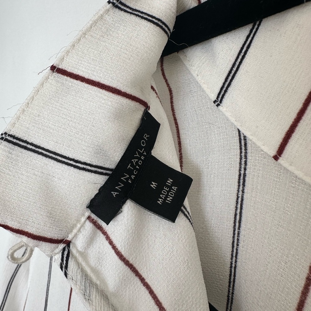 Ann Taylor Factory White Red & Black Striped High Neck Blouse Medium Women’s - Picture 6 of 6